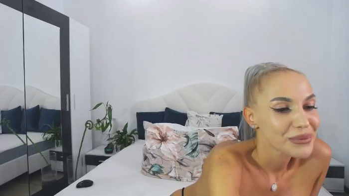 SaraCutie25