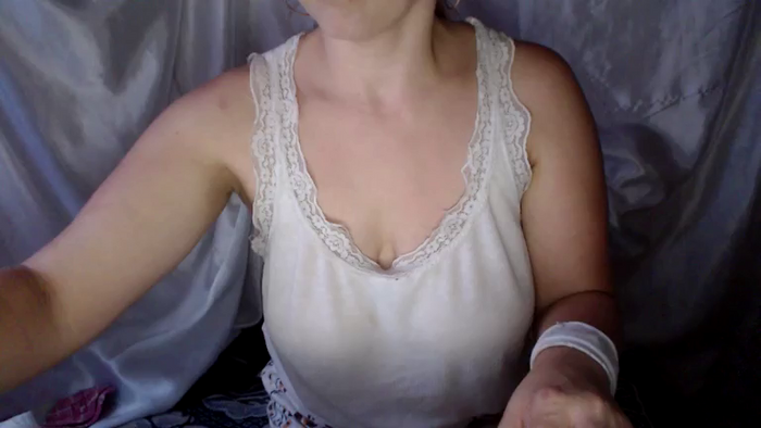 BettyGirlKiss