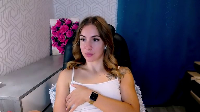 MeganNaughtyy