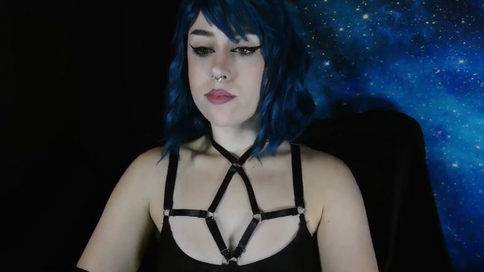 MissVikkiBlue