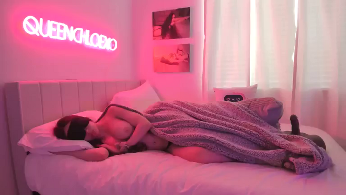 QueenChloeXO