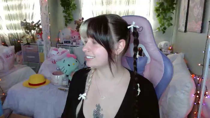 Angelina_Glass
