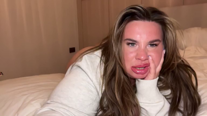 CharlieFoxxxUK