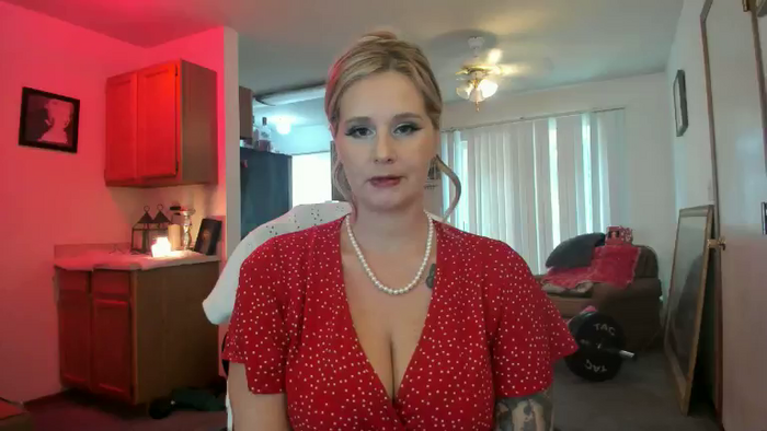 Hottyhousewife18