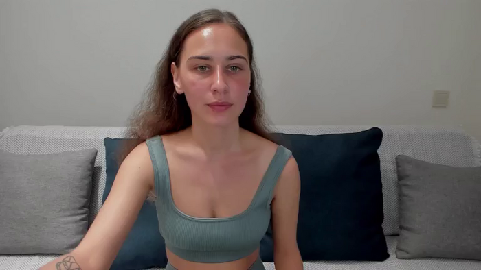 JuliaMoore18