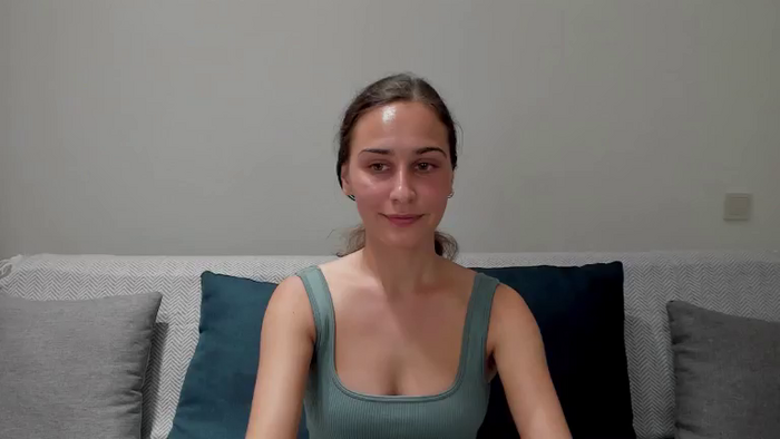 JuliaMoore18