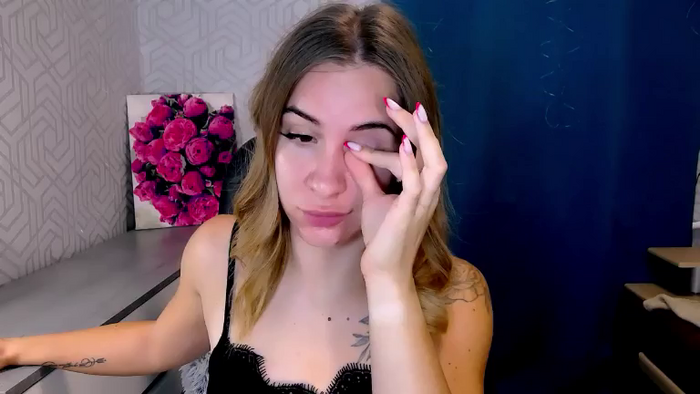 MeganNaughtyy