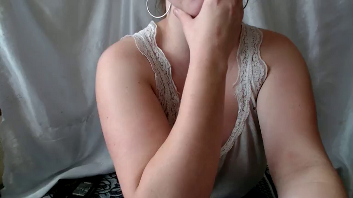 BettyGirlKiss