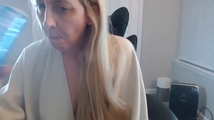 KayBayBees