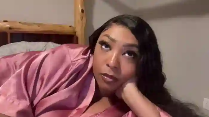 2024/11/25/streamate-rachelraxxx-01-34-33