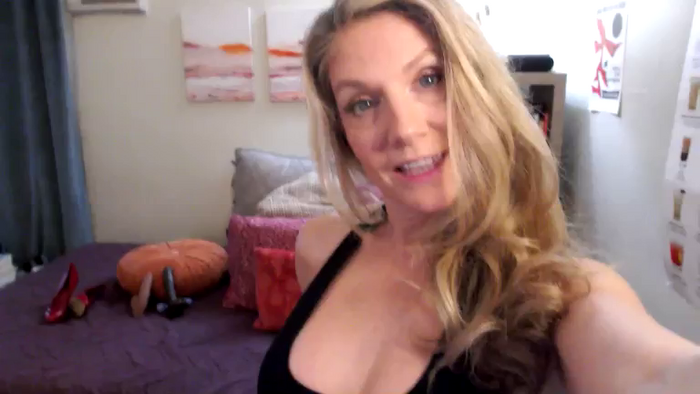 SweetCougarCandy