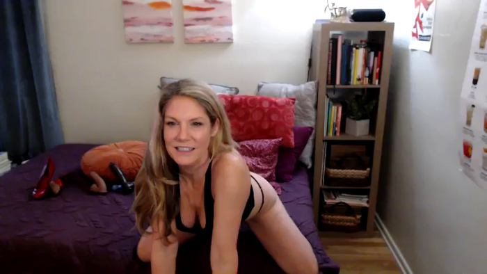 SweetCougarCandy