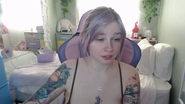 Angelina_Glass