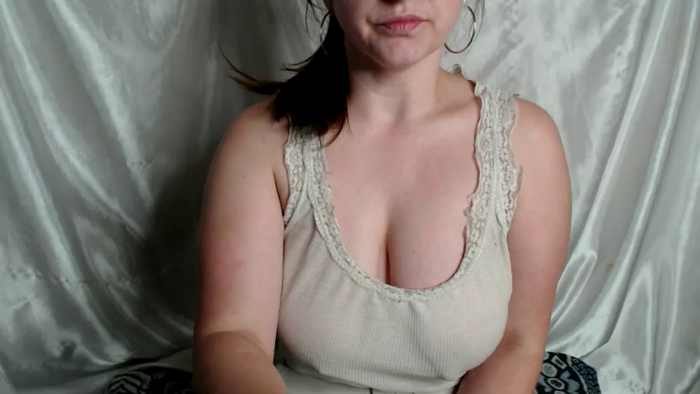 BettyGirlKiss
