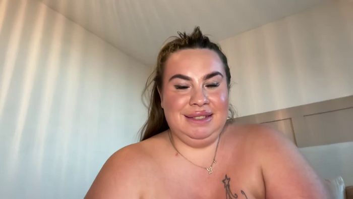 CharlieFoxxxUK