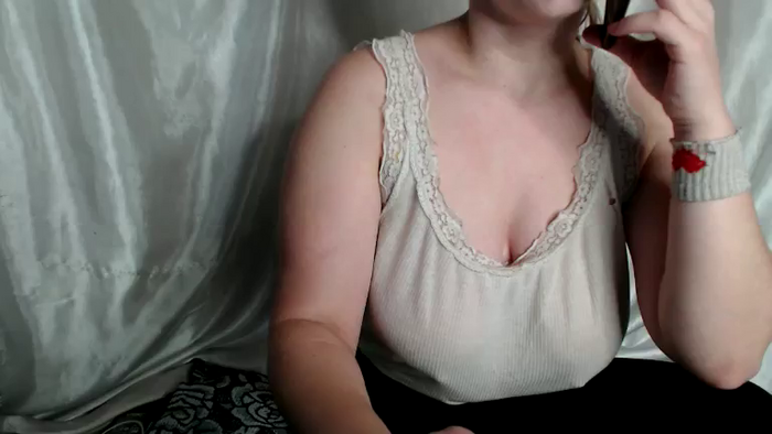 BettyGirlKiss