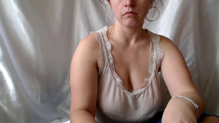 BettyGirlKiss