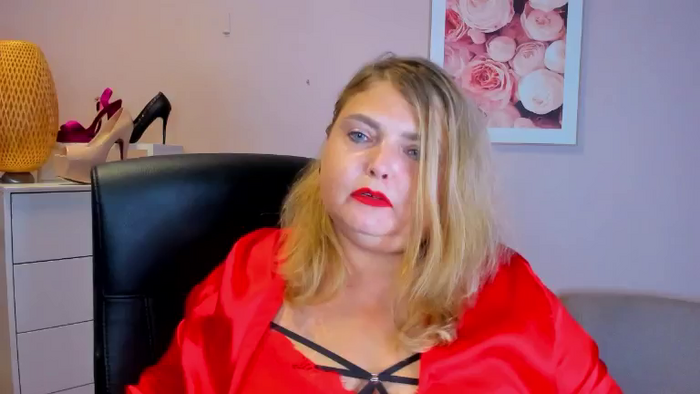 ElodiePLAYGIRL
