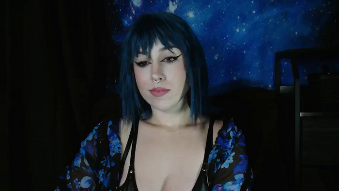 MissVikkiBlue