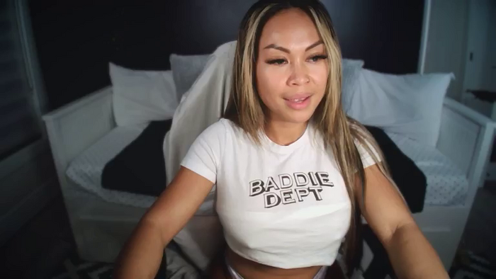miaqueen143