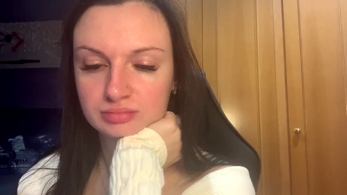 GloriaM