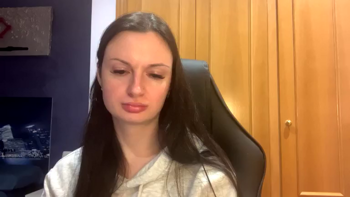 GloriaM