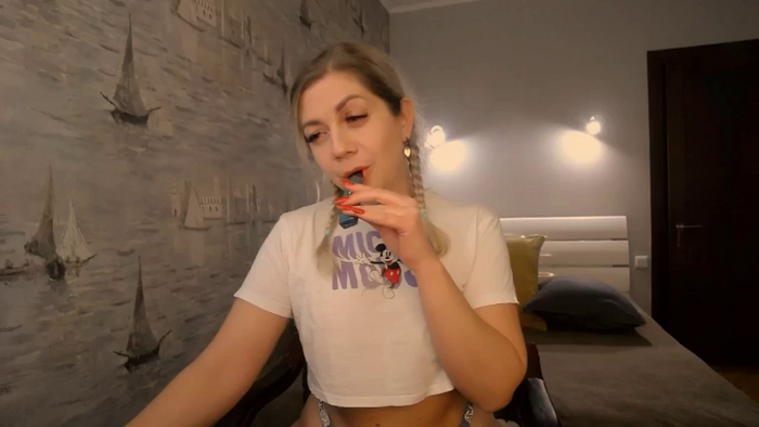 Nichole_Hill