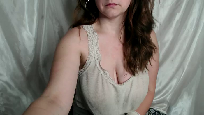 BettyGirlKiss