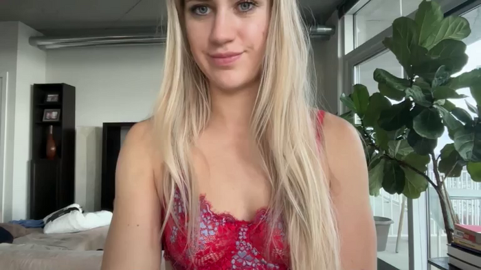 LunaBlondSexy