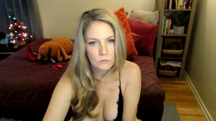 SweetCougarCandy