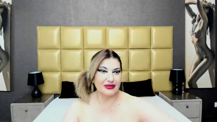 KiraLeila
