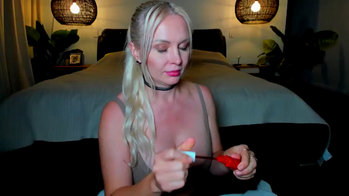 MsLindsayDevis