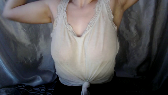 BettyGirlKiss