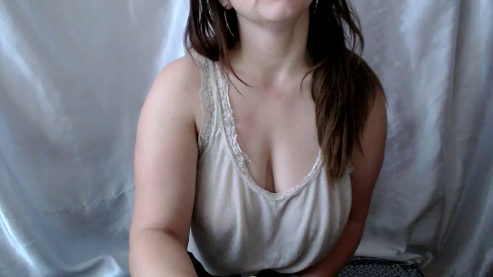 BettyGirlKiss