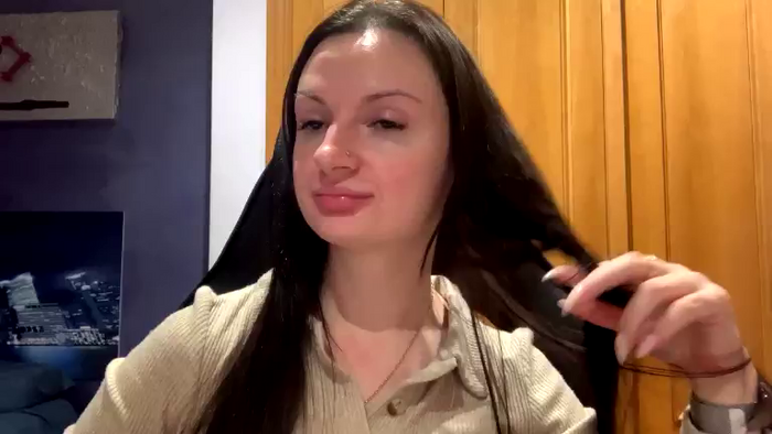 GloriaM