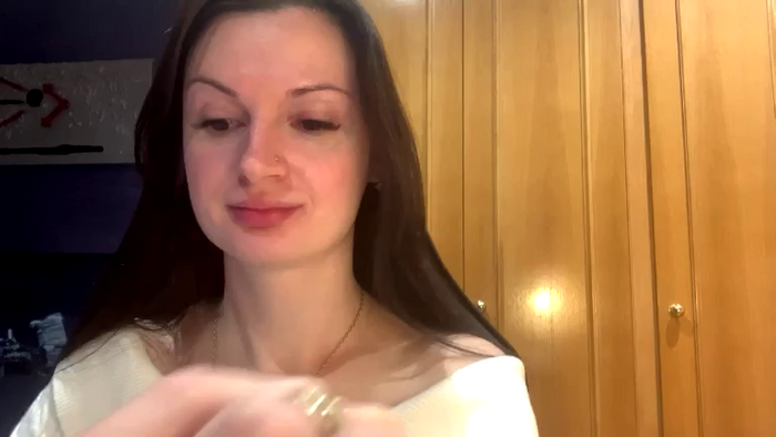 GloriaM