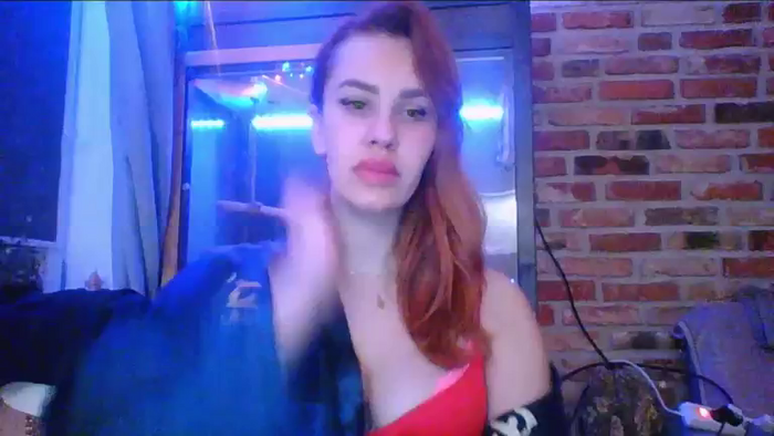 ZoeRedHot