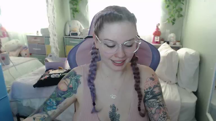 Angelina_Glass