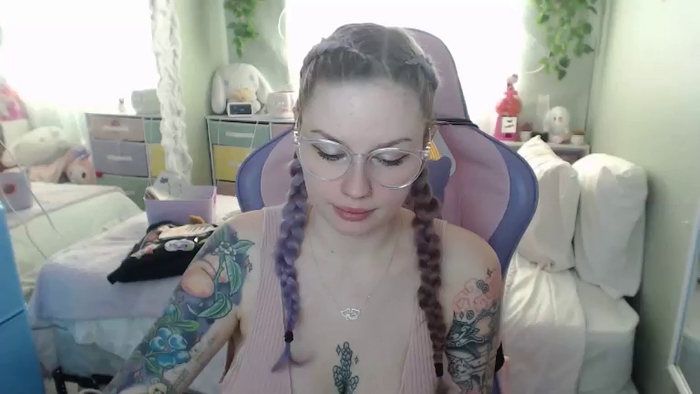 Angelina_Glass