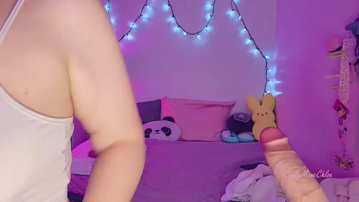 CurlyManeChloe