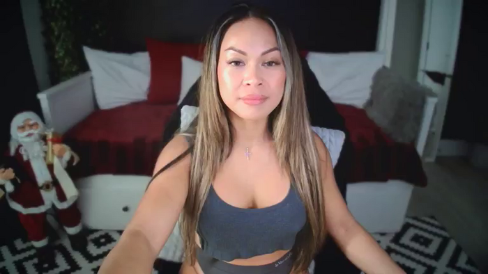 miaqueen143