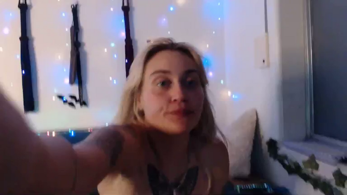 Violet_Devine