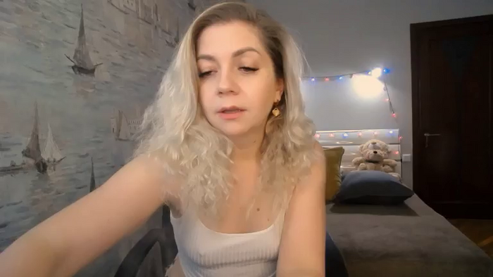 Nichole_Hill