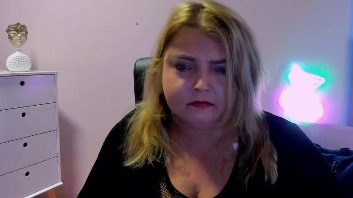 ElodiePLAYGIRL