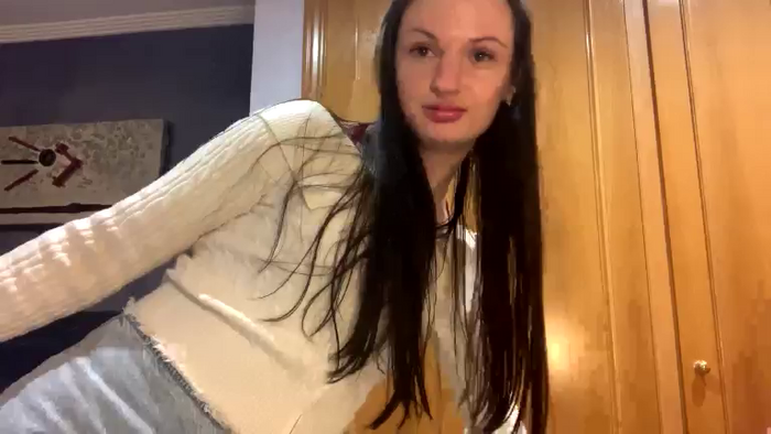 GloriaM
