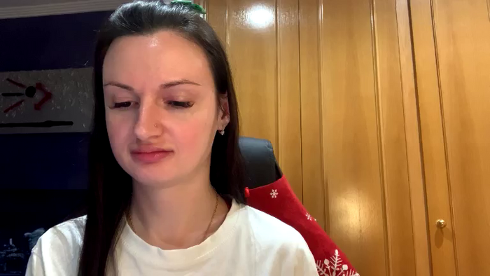 GloriaM