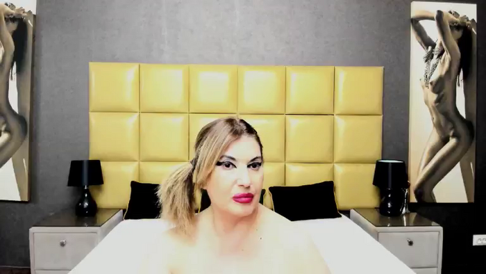 KiraLeila