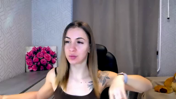 MeganNaughtyy