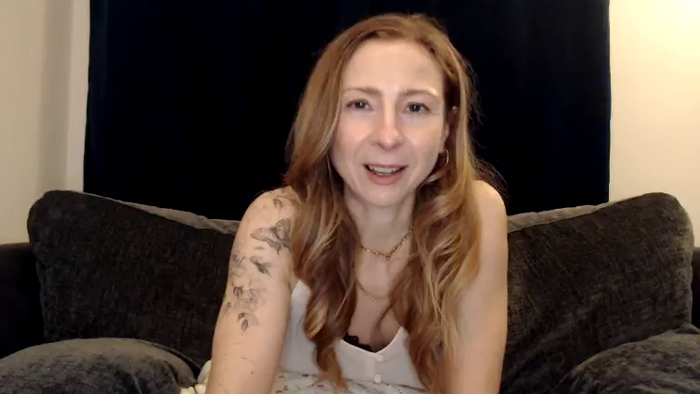 DakotaLustyLegs