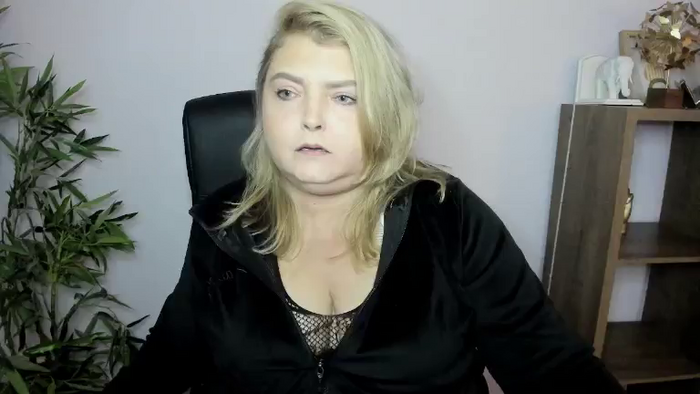 ElodiePLAYGIRL